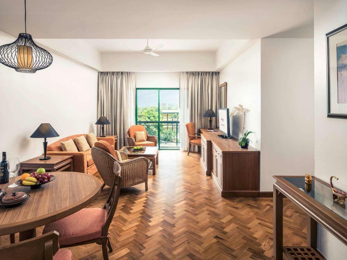 Mercure Yangon Kaba Aye Exterior foto