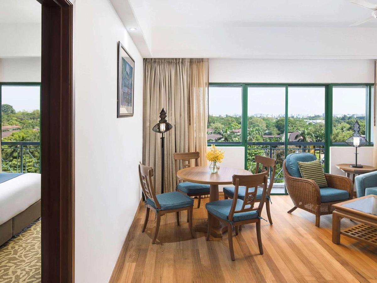 Mercure Yangon Kaba Aye Exterior foto