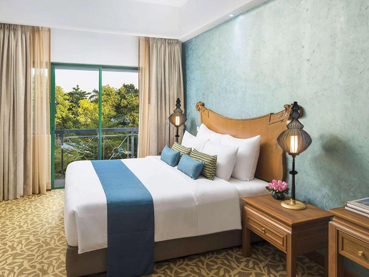 Mercure Yangon Kaba Aye Exterior foto